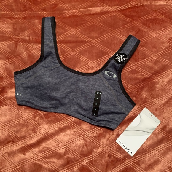 Oakley No Bounce Bra - Picture 6 of 7